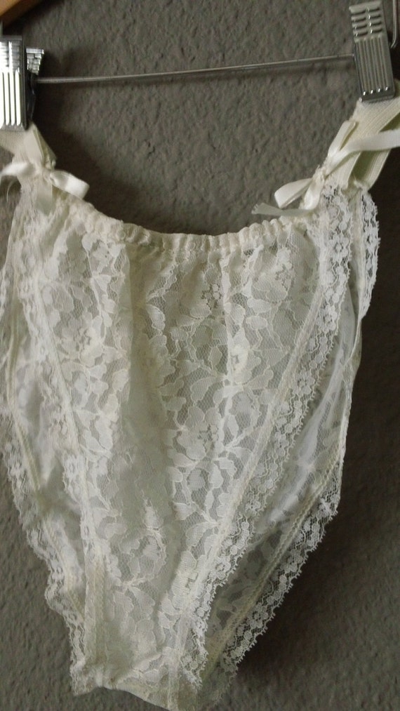 70s Lace High Cut Lace Panties with Bow Hips