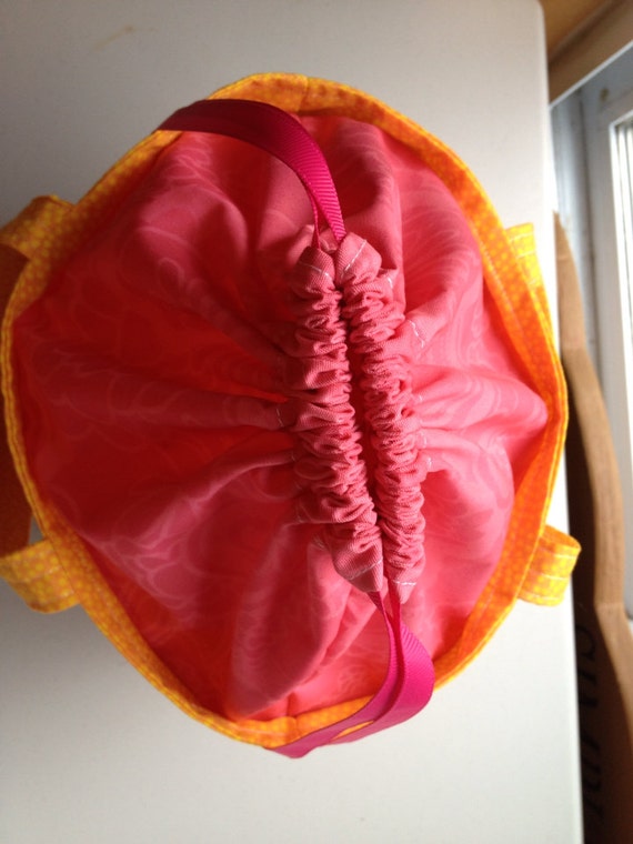 Homemade insulated lunch bag/ tote Daisy only