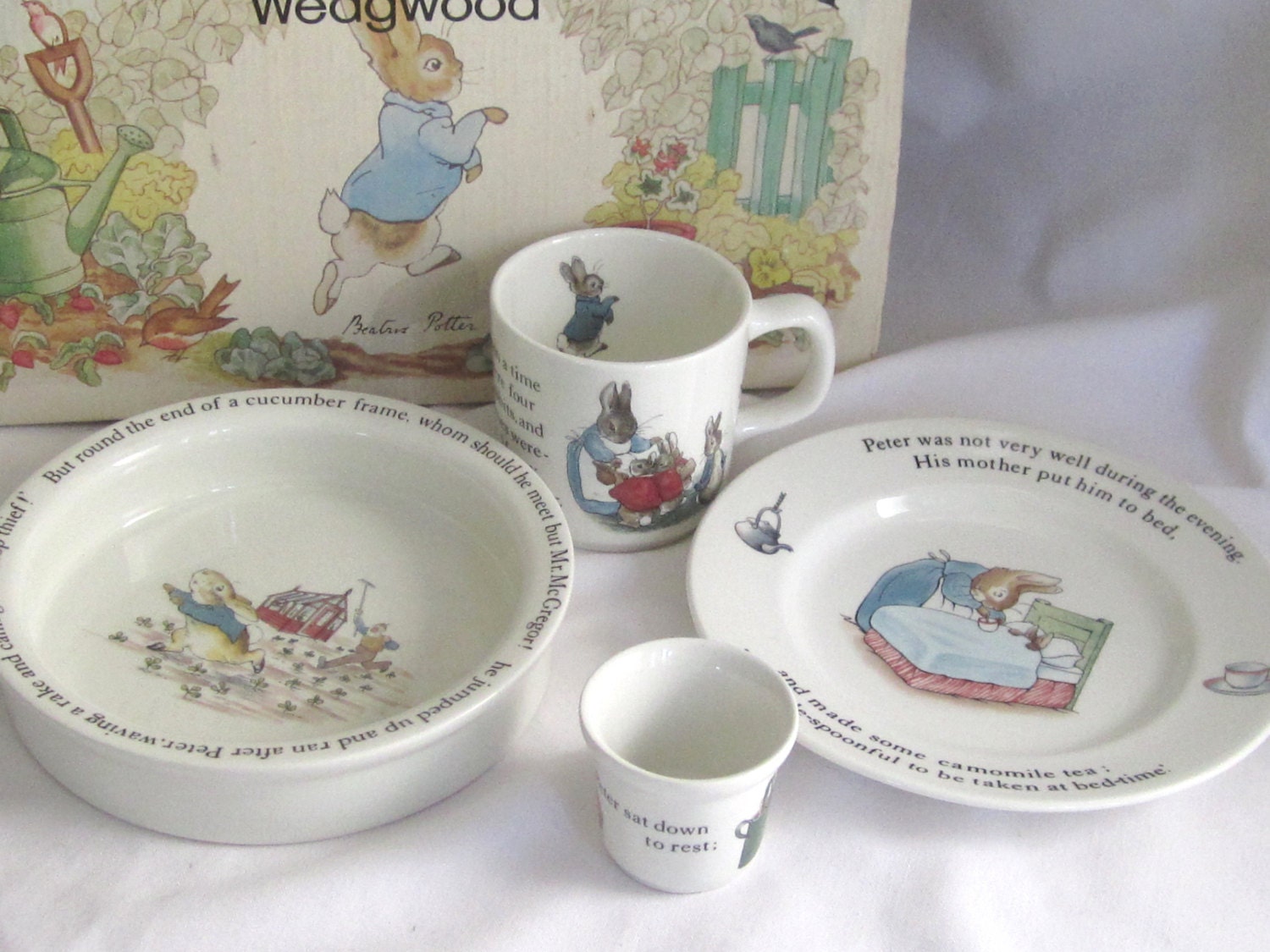 Wedgewood Set with Peter Rabbit-Nursery Set-Beatrice Potter