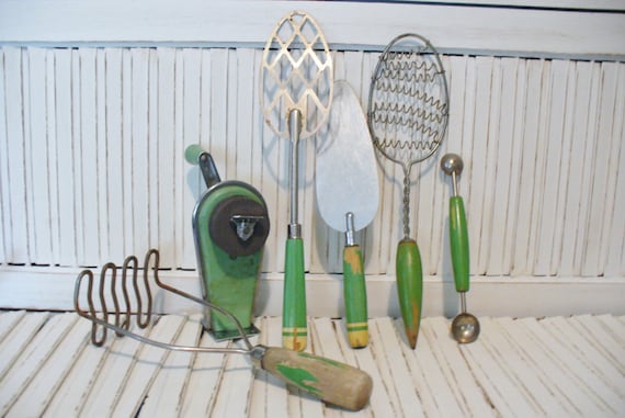 6 Vintage Kitchen Serving Utensils and Gadgets Rustic Country Farmhouse Style Collectibles