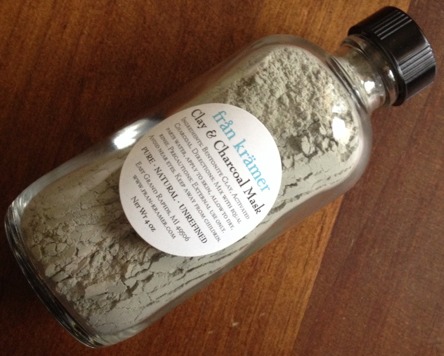Bentonite Clay Mask / Activated Charcoal by