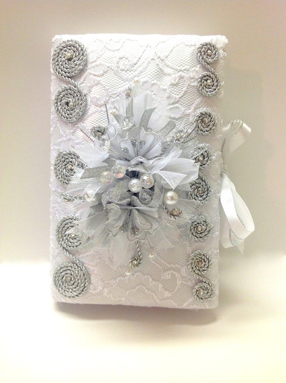 Items similar to Biblia boda, quinceanera / Bible wedding, cotillion on ...