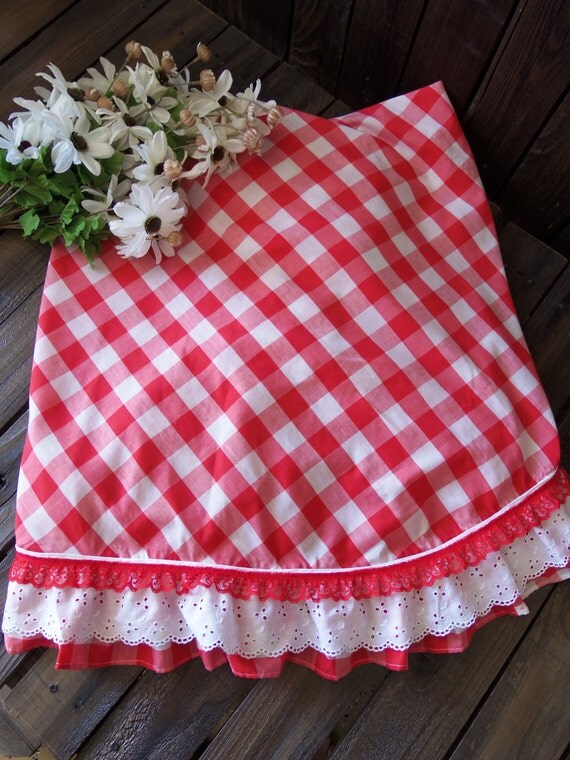 Up Cycled 46 Round Red White Gingham Tablecloth by picadillymarket