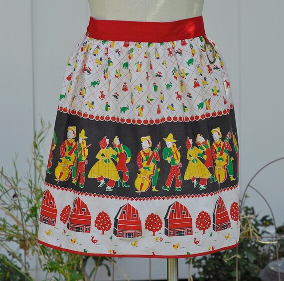 Vintage Apron, Half Apron, Mid Century Farm Chic, Hoe Down Fabric