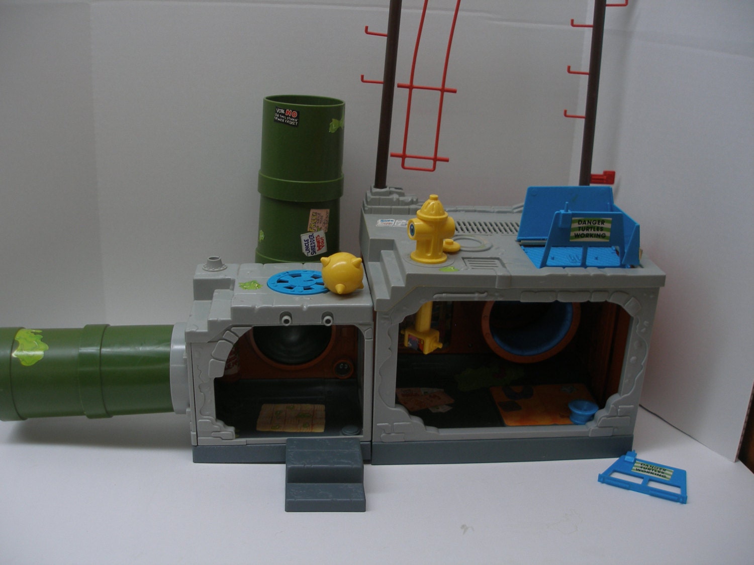 tmnt hideout toy