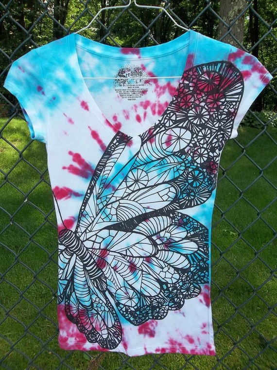 how to make a tie dye butterfly shirt