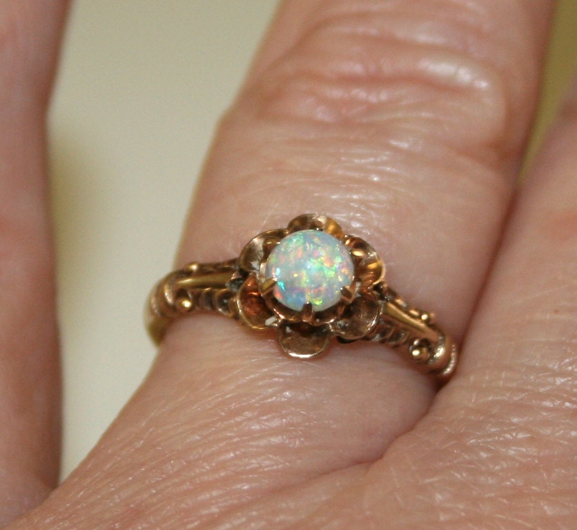 Vintage Opal and Gold Ring Antique Opal Ring Vintage