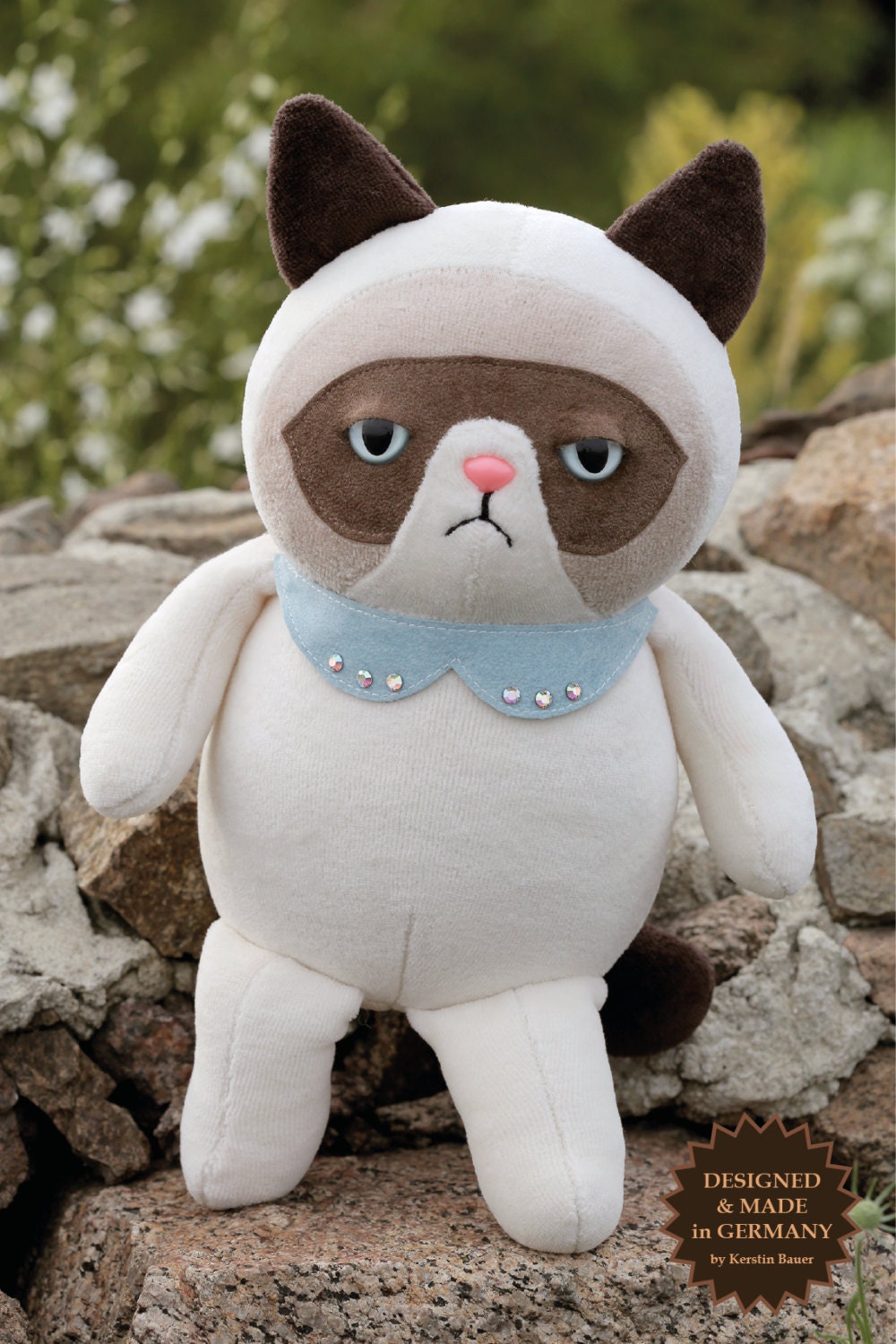 plush grumpy cat