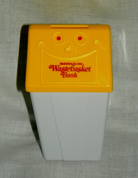 1975 Mcdonalds Collectible McDonaldland Wastebasket Bank Trash