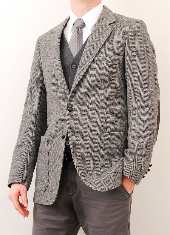 Vintage Mens Grey Herringbone Pattern Jacket w Elbow Patches