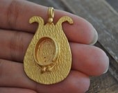1 Piece Gold Plated Metal Pomegranate Charm Bezel, Jewelry Supply, Gold Plated Pomegranate Cabochon Base