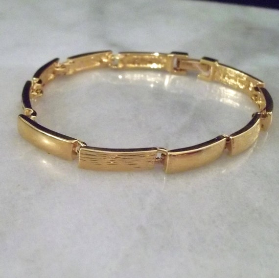 SALE Napier Gold Tone Link Bracelet Vintage by VintageLaneJewels