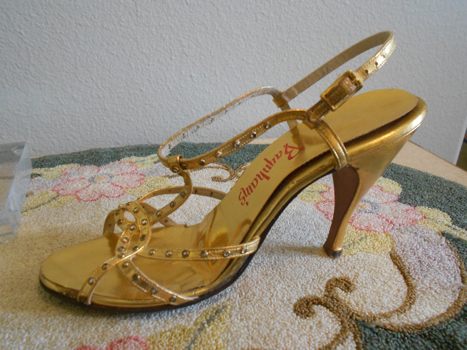 gold strappy heels size 6