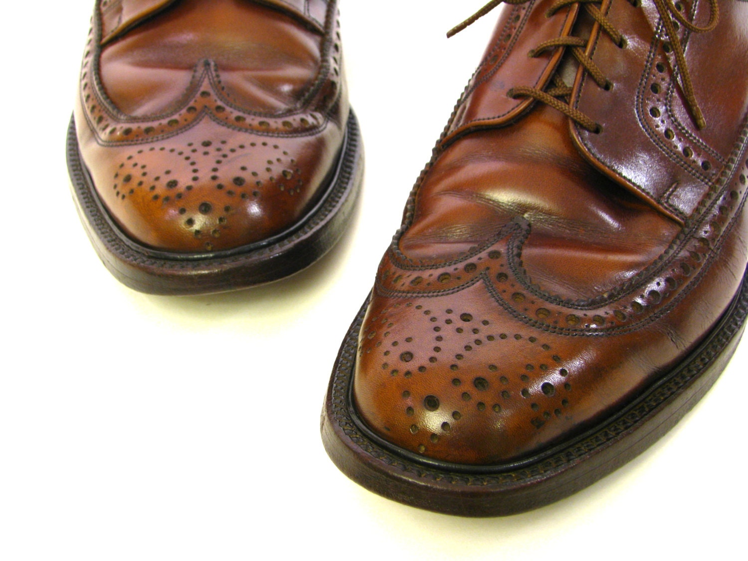 Men's Longwings. Florsheim Gunboats. Brown Wingtips.