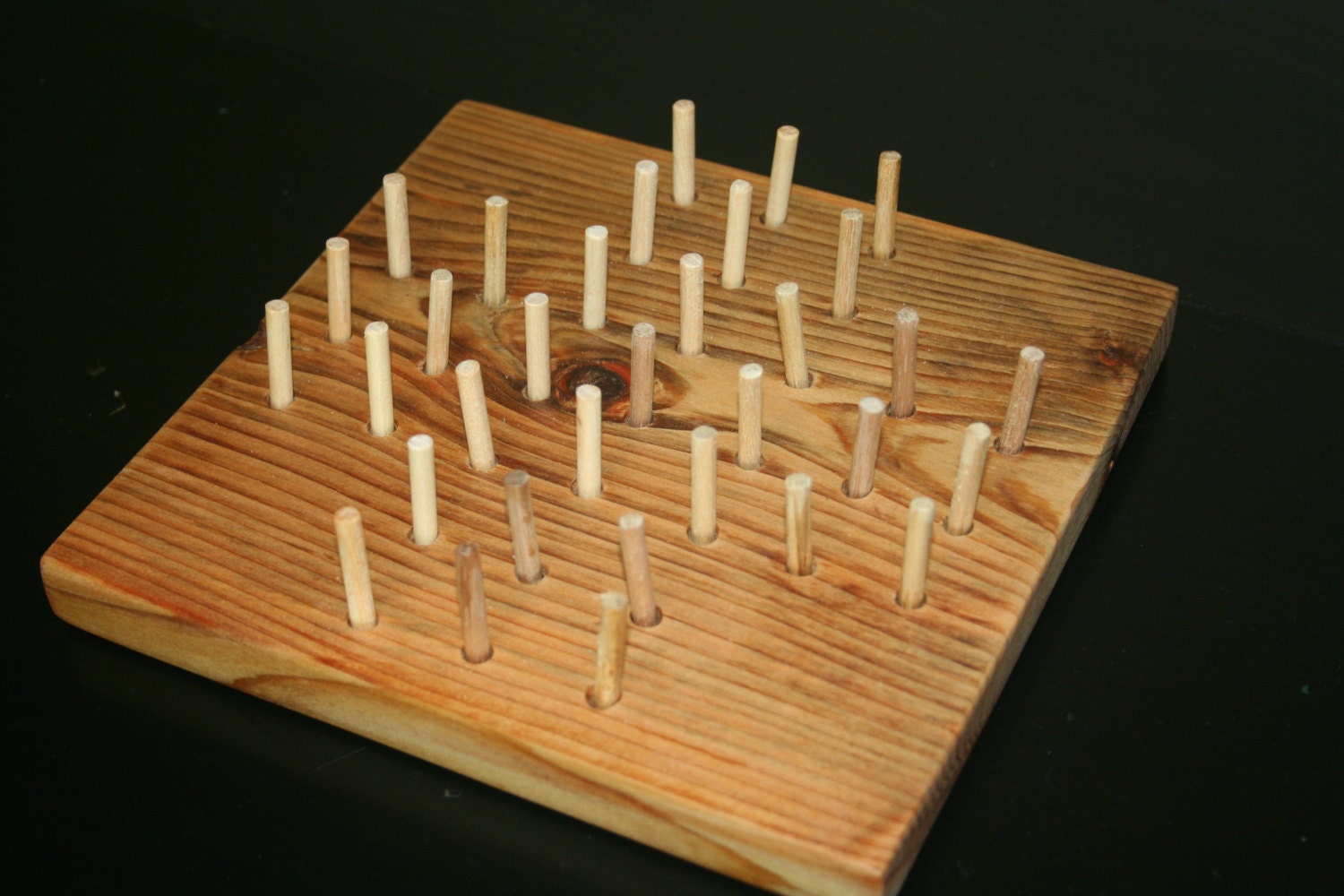 JumpAPeg / Peg Solitaire Game Advanced by TheHiddenCardinal