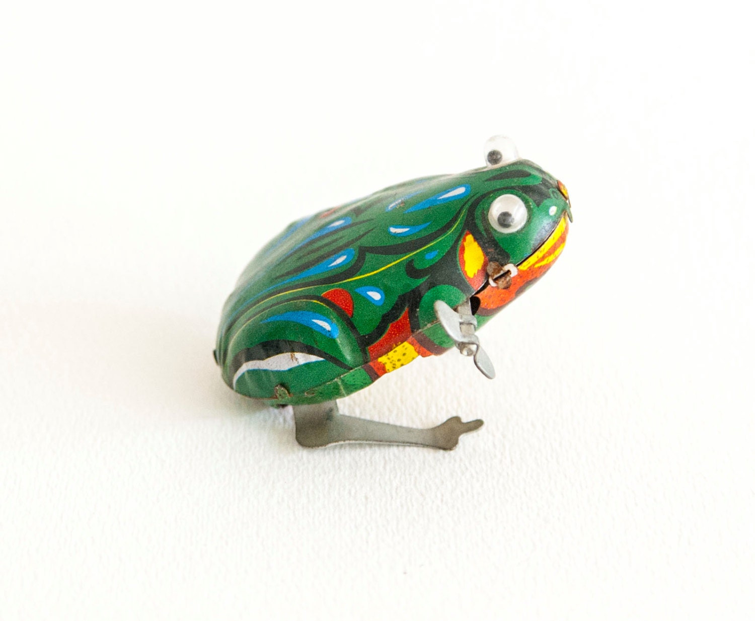 Vintage tin toy Jumping frog Clockwork 1980s