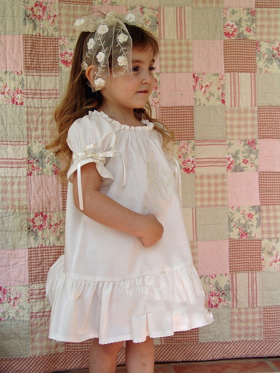 Items similar to Juvie Moon Designs Simple LACE BOW to match Custom ...