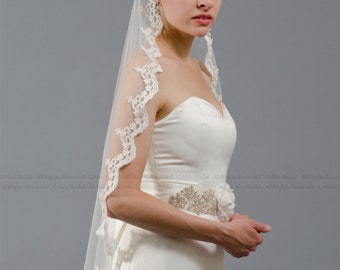 wedding veil, bridal veil, mantilla veil, finertip length veil, alencon lace veil, wedding veil ivory, wedding veil