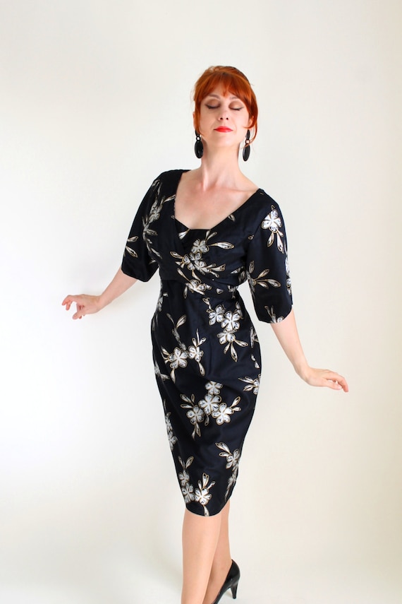 1950s Black Silver Floral Wiggle Dress. Pin-Up Style.