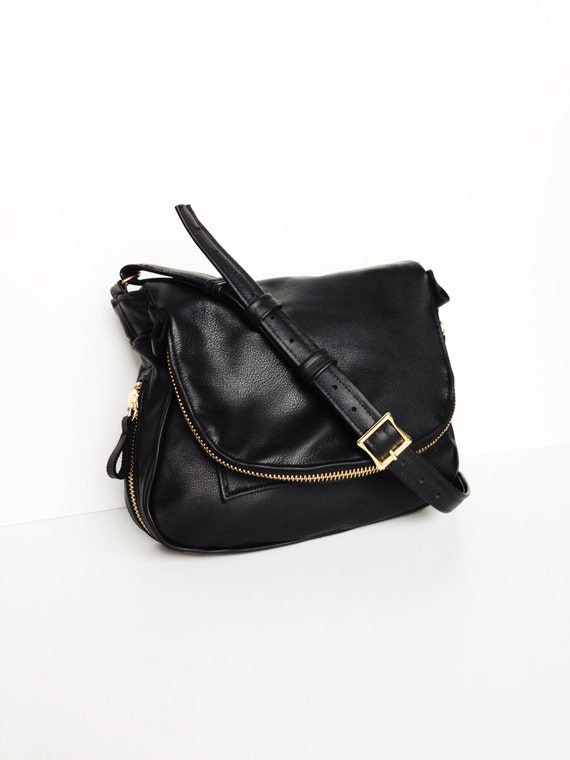 FREE Shipping Black Leather Purse with Zippered by karenkalashnik