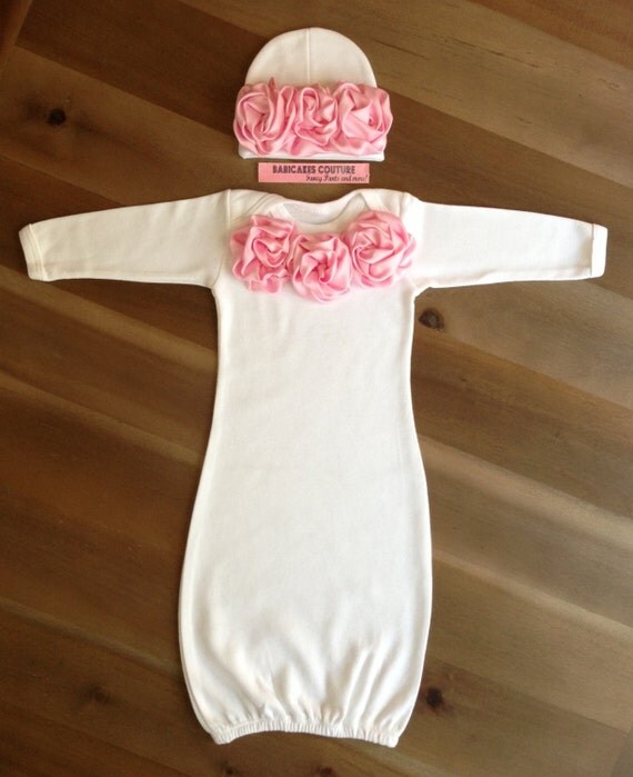 white newborn take home outfit