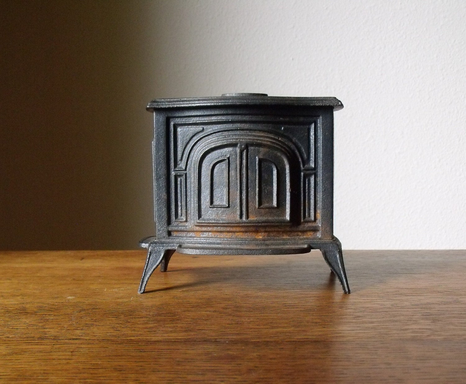 Cast Iron Bank Vermont Castings Defiant Stove Still Bank