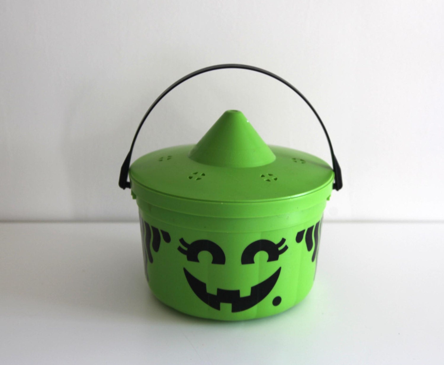 mcdonalds halloween buckets