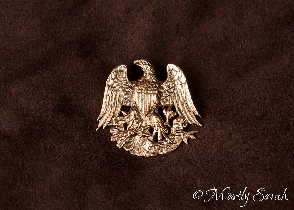 American Eagle Golden Brooch / Pin Sarah Coventry Vintage