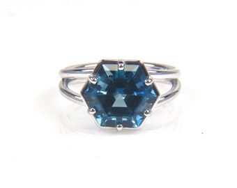 Hexagon Gemstone Ring-Gemstone Engagement Ring Hexagonal-Hexagon Engagement Ring-Blue Topaz Ring Handmade-Large Gemstone Ring-Unique Ring