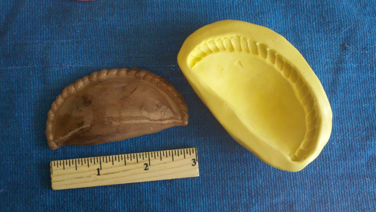 Mexican Bread Pan Dulce empanada mold