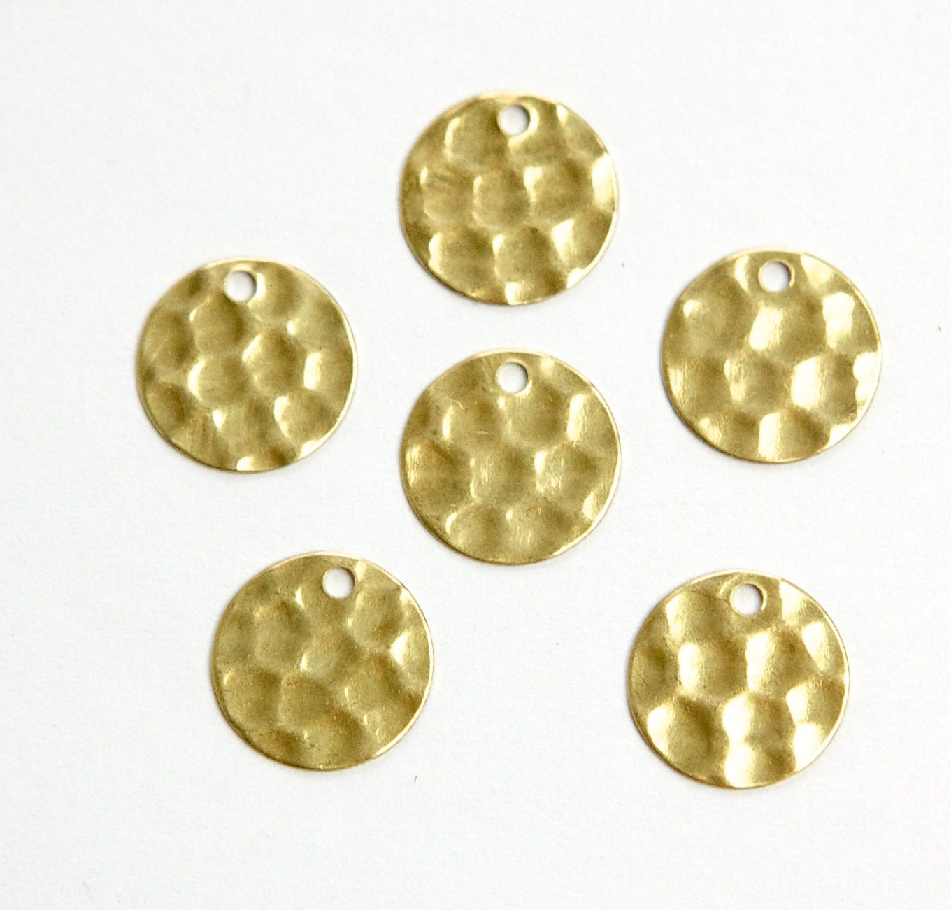 1 Hole Raw Brass Hammered Circle Charms Drops 12mm (10) mtl393A