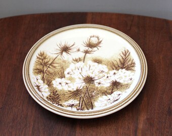 Mikasa stoneware salad plate, 1970s Rolling Hills pattern.