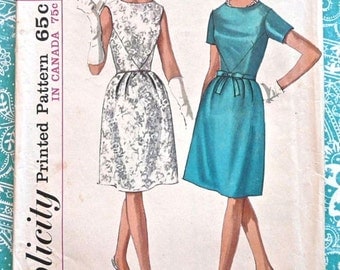 Vintage 1960s Womens Dress Pattern - Simplicity 6220