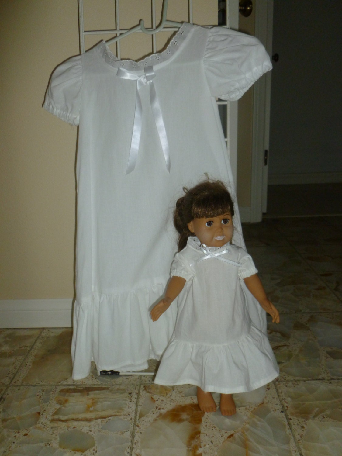 100 percent cotton muslin nightgown set for child and