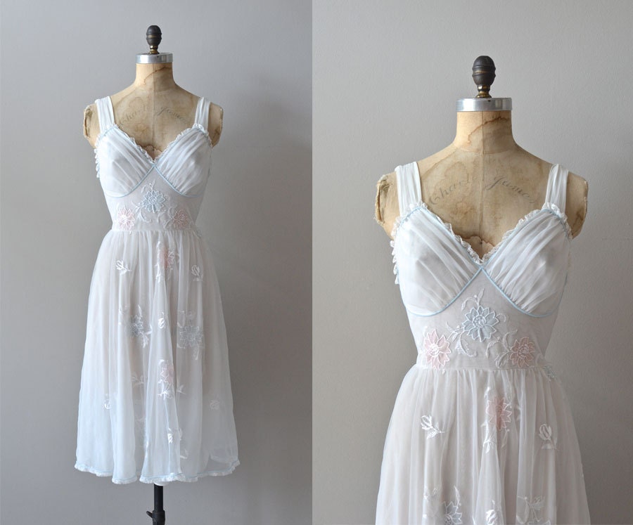 r e s e r v e d...1950s lingerie / white 50s slip / white lace