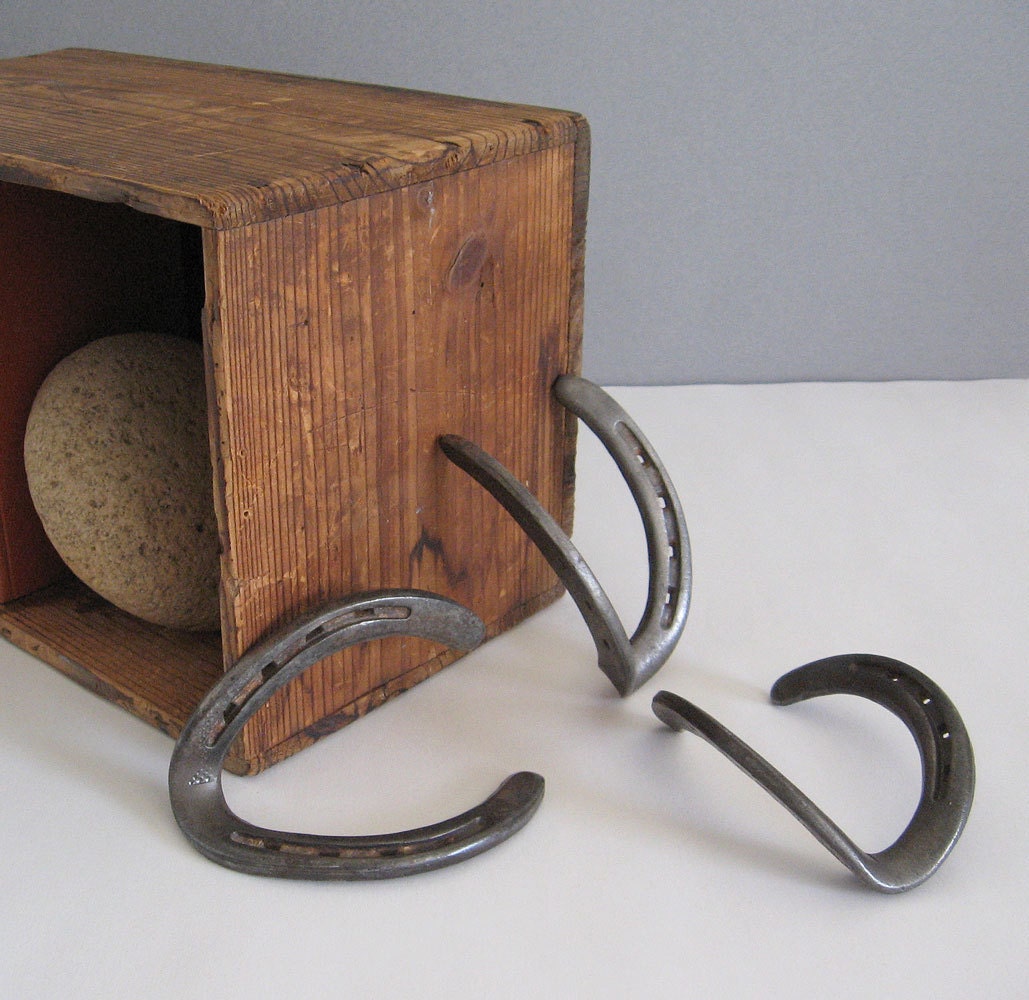 Vintage Horse Shoe Hook Hanger Horseshoe Coat Tack Rack