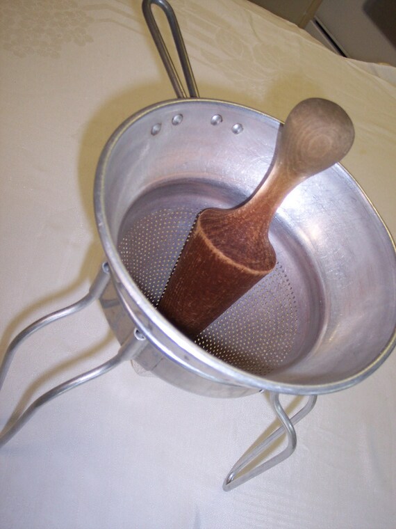 Vintage Cone Shaped Sieve Ricer Puree Chinois China Cap