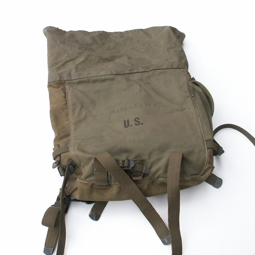 1944 US Military Backpack OD Green Canvas Carry All Pack