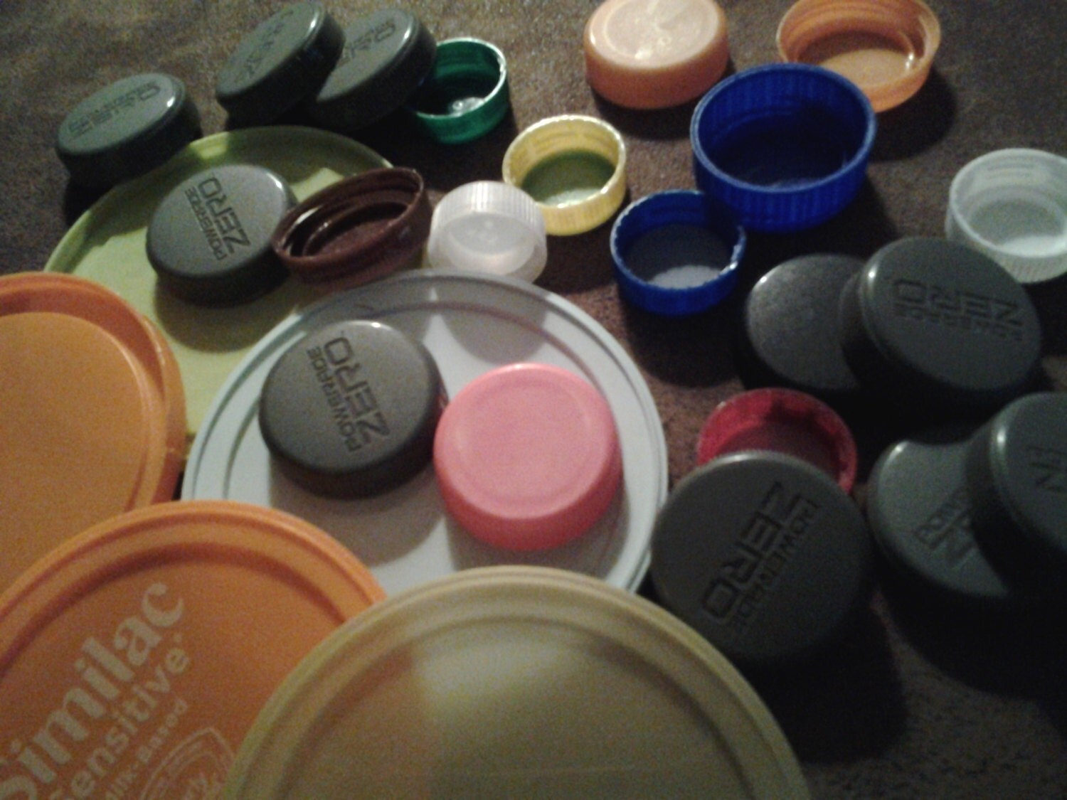 recycled plastic lids 25 by stephsyaya on Etsy