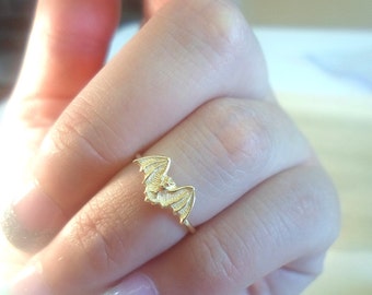 Bat ring, bat Knuckle Ring, gold bat ring, gold rings, halloween ring, halloween jewelry, bat jewelry, gold stacking ring, gothic ring