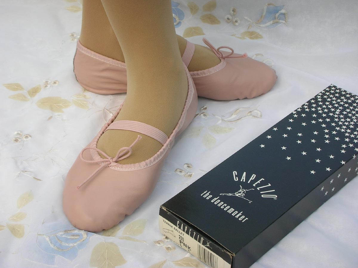 Leather Dance Shoes New Vintage Capezio Teknik Ballet Jazz Leather Dance Shoes New Vintage Capezio Teknik Ballet Jazz