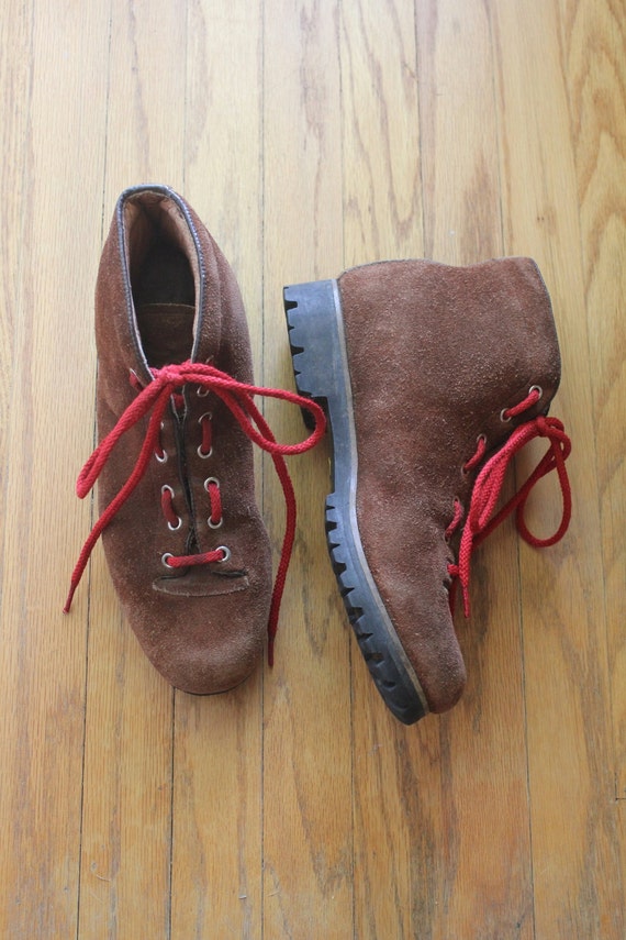 Vintage 70's Brown Suede Waffle Stomper by mountainmantrading