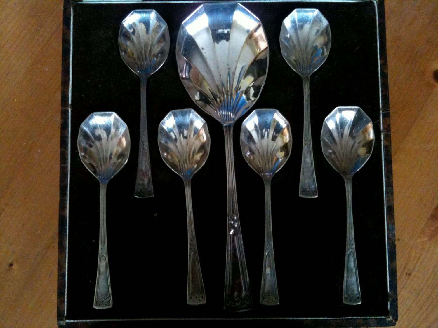 Vintage English Scalloped Spoons in Large Box Dessert Spoon Set