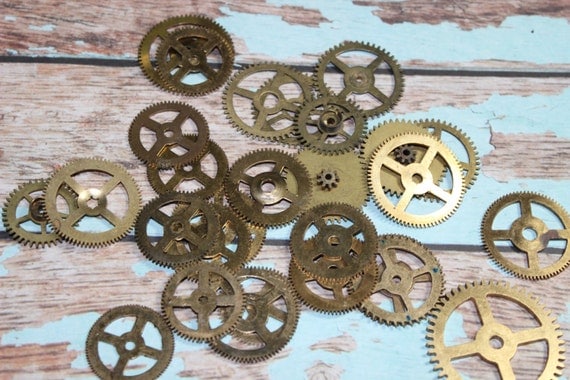 4 Vintage Brass Small Flat Gears