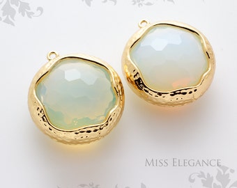 SALE 2pcs Pearl Pink Opal Round Framed Faceted Glass Stone Pendants, Gold Plated Unique Jewelry Findings //20mm x 20mm// GSL-0040A-BG