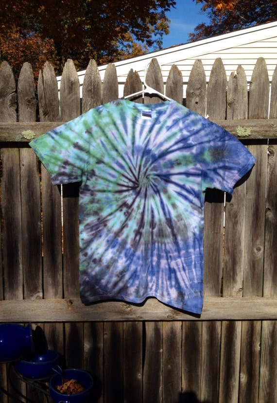 Men's Tie Dye Shirt Ocean Wave by NiceTieDyeAndMore on Etsy