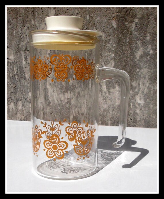 Vintage Butterfly Gold Pitcher Glass Lid Corelle Pyrex