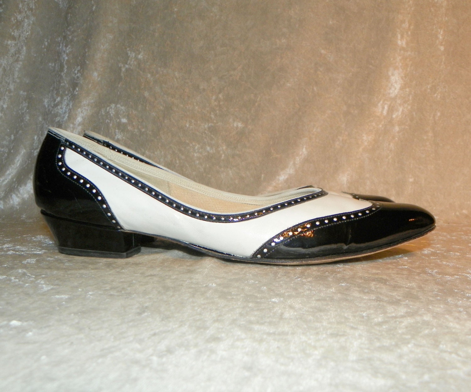 Shoes Black & White Wingtip Spectator Shoes Flats Leather