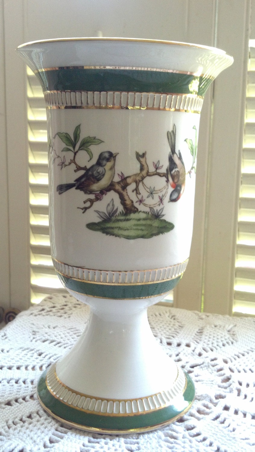 Vintage Florentine Porcelain Vase gold trim made in Italy