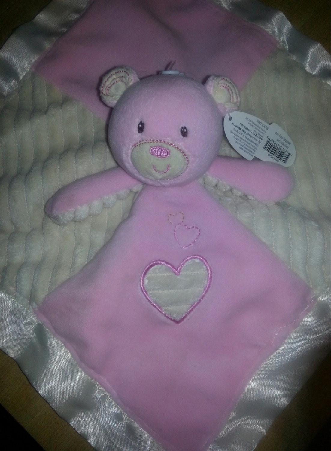 Baby blanket Pink teddy bear heart applique character